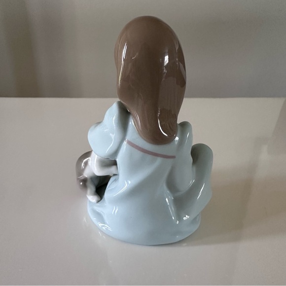 LLADRO CAT NAP Figurine Girl Holding Sleeping Cat w/ curious Dog #5640 1989 - Picture 3 of 10
